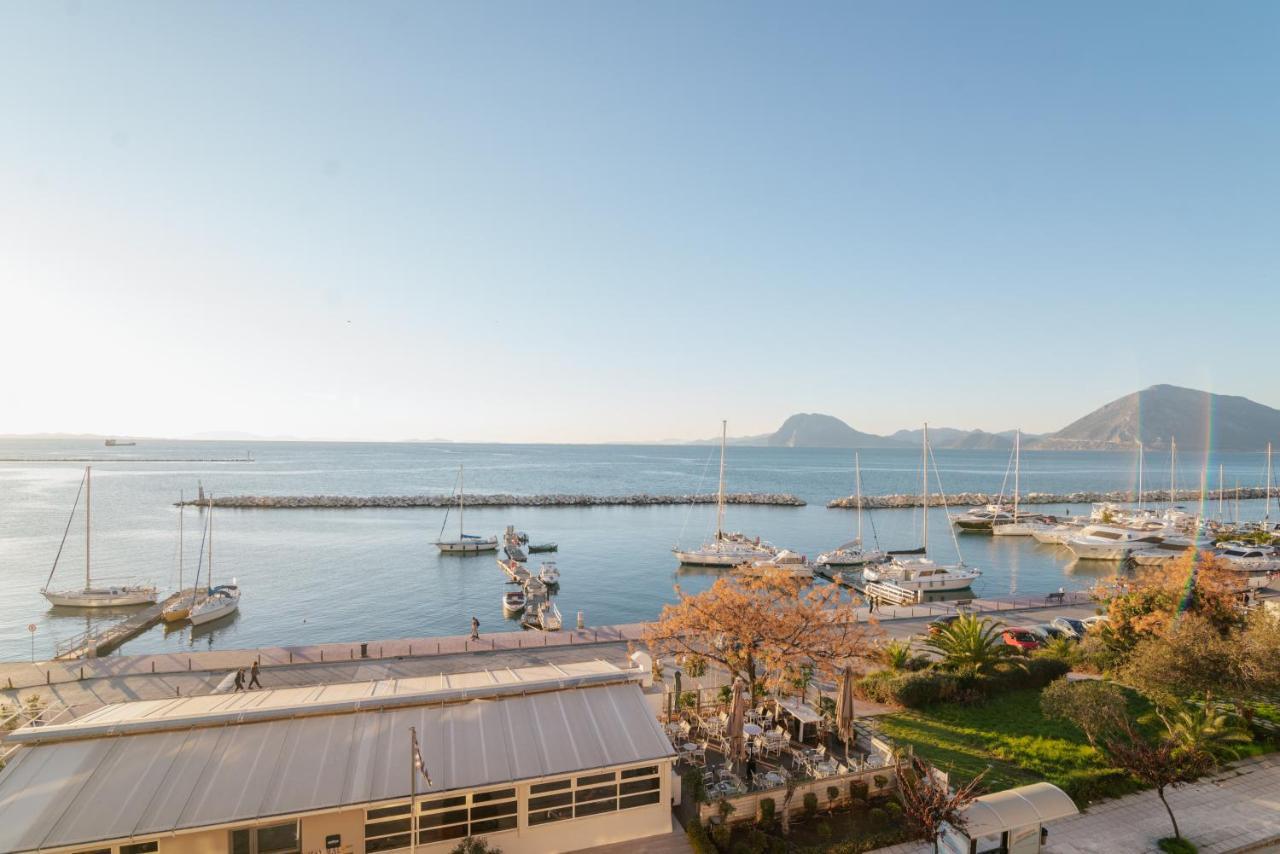 Sea Front Luxury Apartment Patras Exteriér fotografie