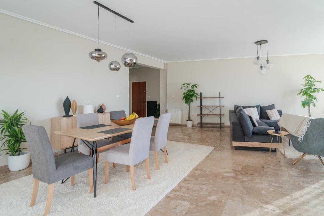 Sea Front Luxury Apartment Patras Exteriér fotografie